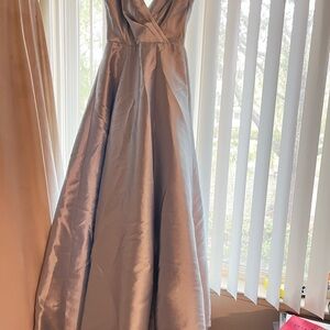 Sachin & Babi Elegant Wedding Prom Gown Size 8